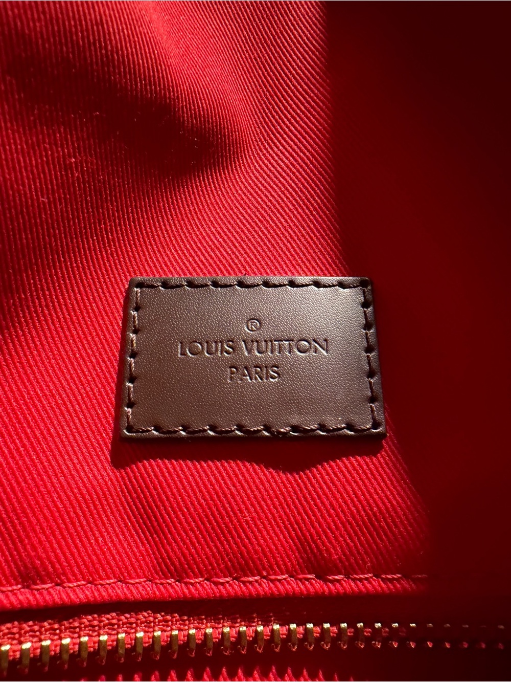 Large Louis Vuitton Brown Damier Ebene Canvas tote with Red Lining. - Picture 7 of 15